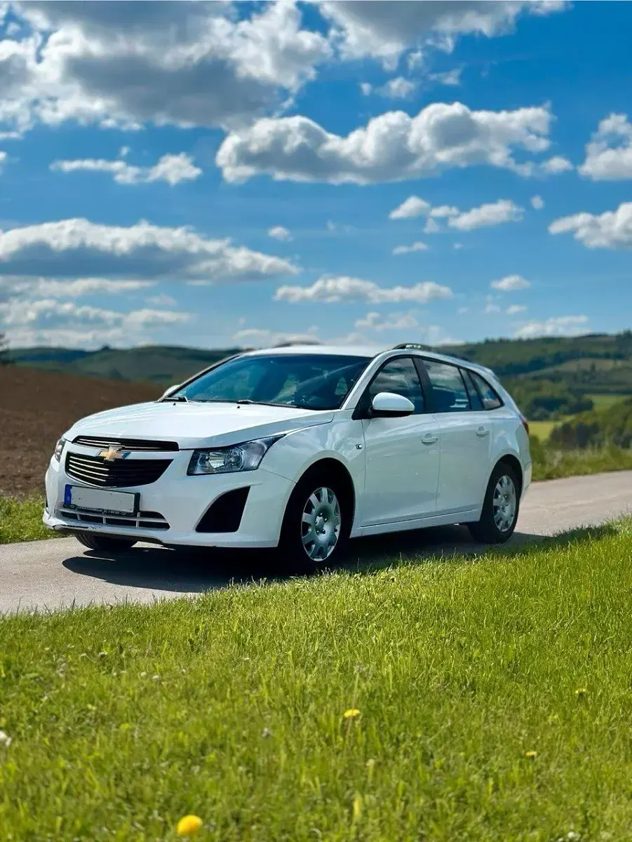 Gebraucht Chevrolet Cruze 124 PS (91 kW) 2012 Weiß Kombi