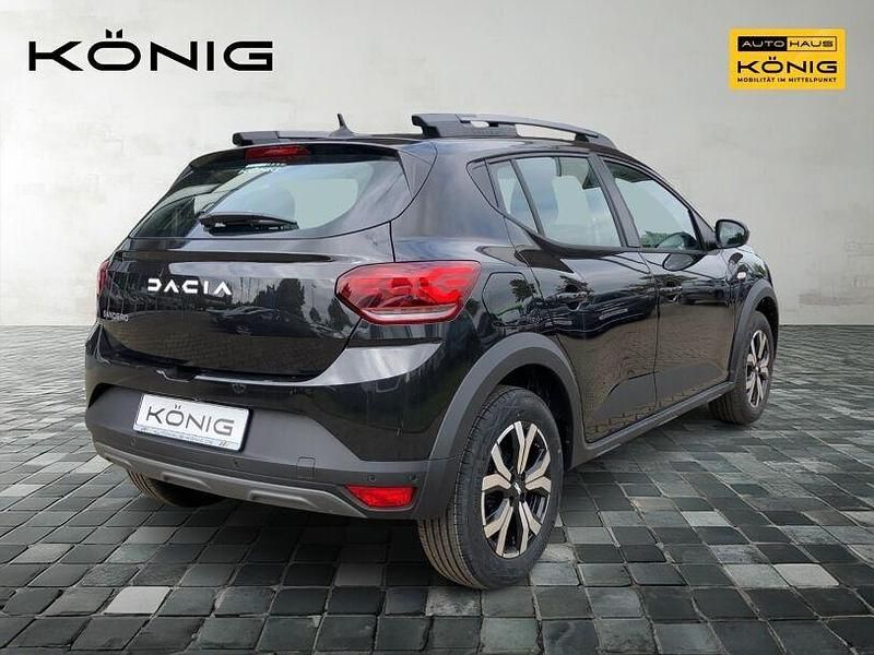 Gebraucht Dacia Sandero Expression 91 PS (66 kW) 2023 Schwarz Kleinwagen