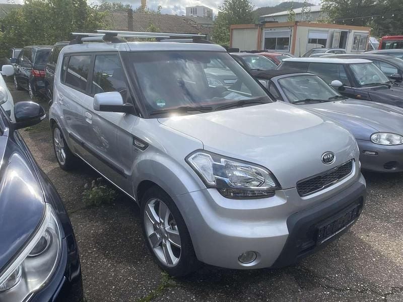 Gebraucht Kia Soul Attract 126 PS (92 kW) 2010 Silber SUV