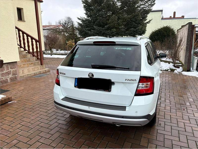 Gebraucht Skoda Fabia Style 110 PS (80 kW) 2016 Weiß Kombi