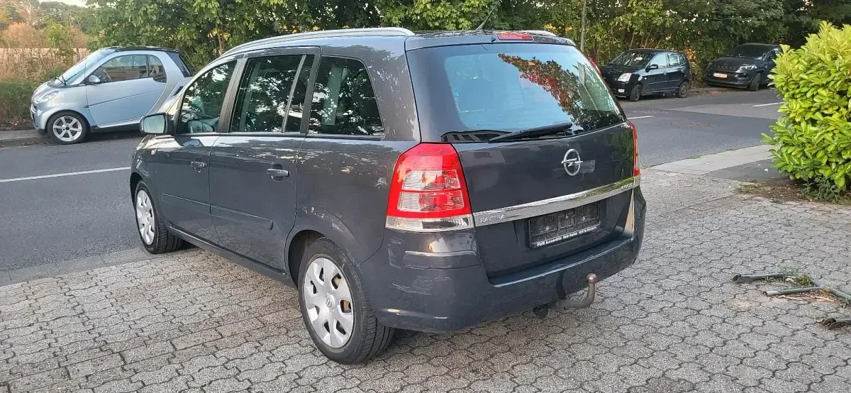 Gebraucht Opel Zafira 116 PS (85 kW) 2013 Grau Van / Kleinbus