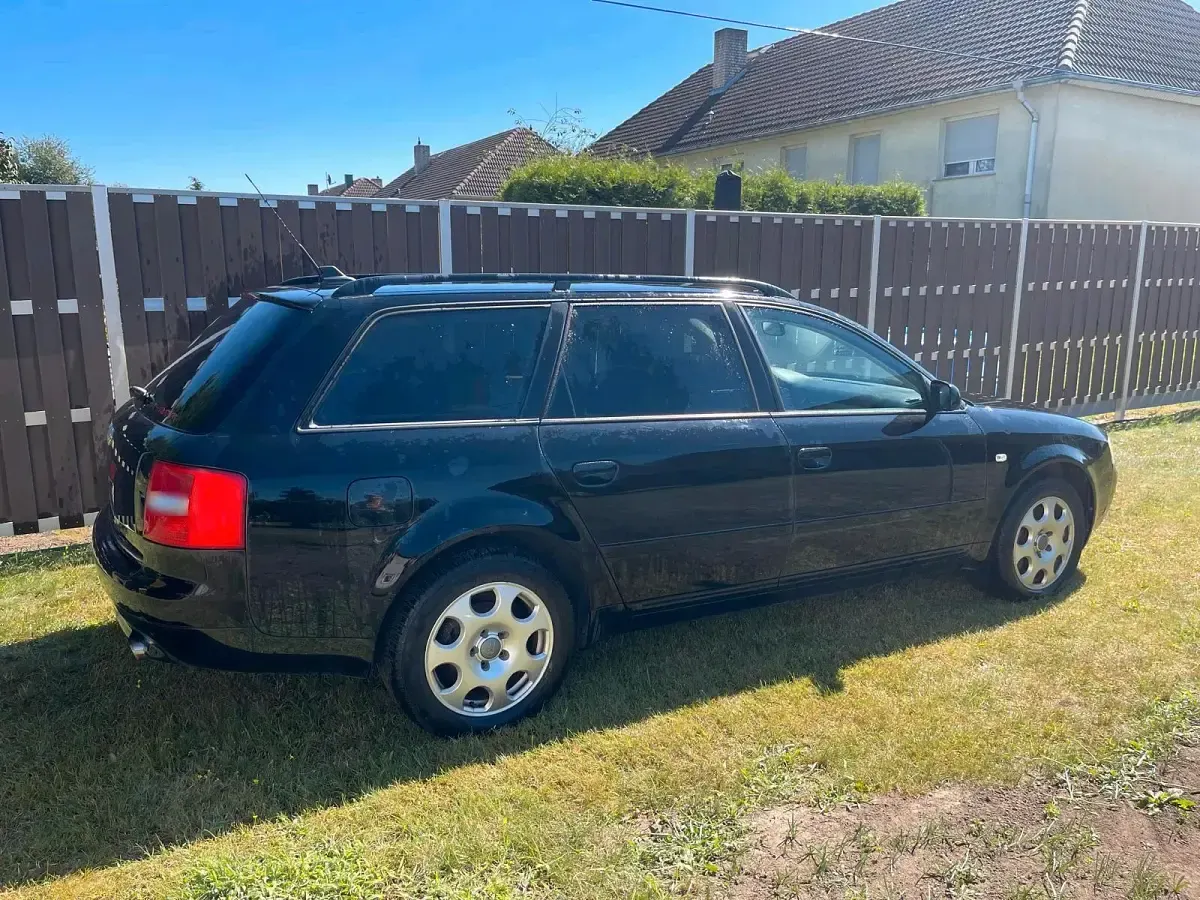 Usata Audi A6 250 CV (183 kW) 2004 Nero Station wagon
