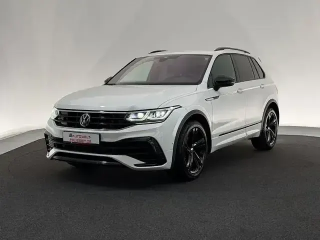 Gebraucht VW Tiguan R-line 150 PS (110 kW) 2022 Weiß SUV