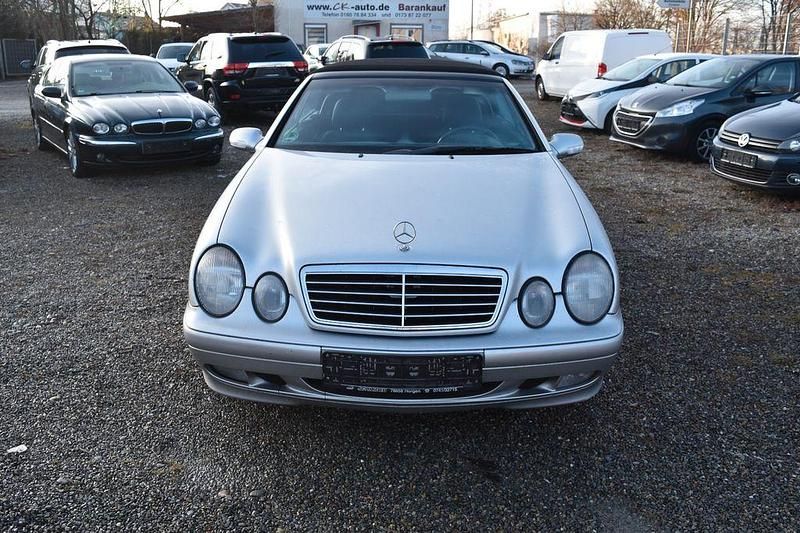 Gebraucht Mercedes CLK200 Avantgarde 136 PS (100 kW) 2000 Silber Cabrio