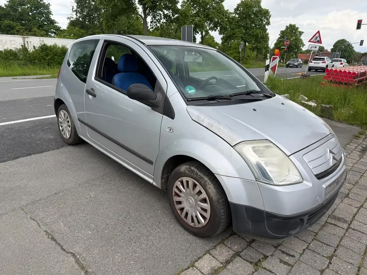 Gebraucht Citroën C2 60 PS (44 kW) 2003 Grau Kleinwagen