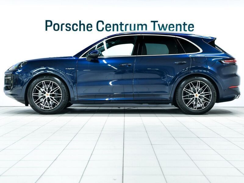 Gebraucht Porsche Cayenne 470 PS (345 kW) 2025 Blau SUV
