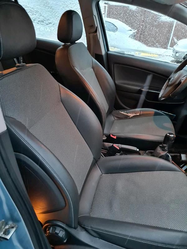 Gebraucht Opel Corsa 80 PS (58 kW) 2009 Blau Kleinwagen