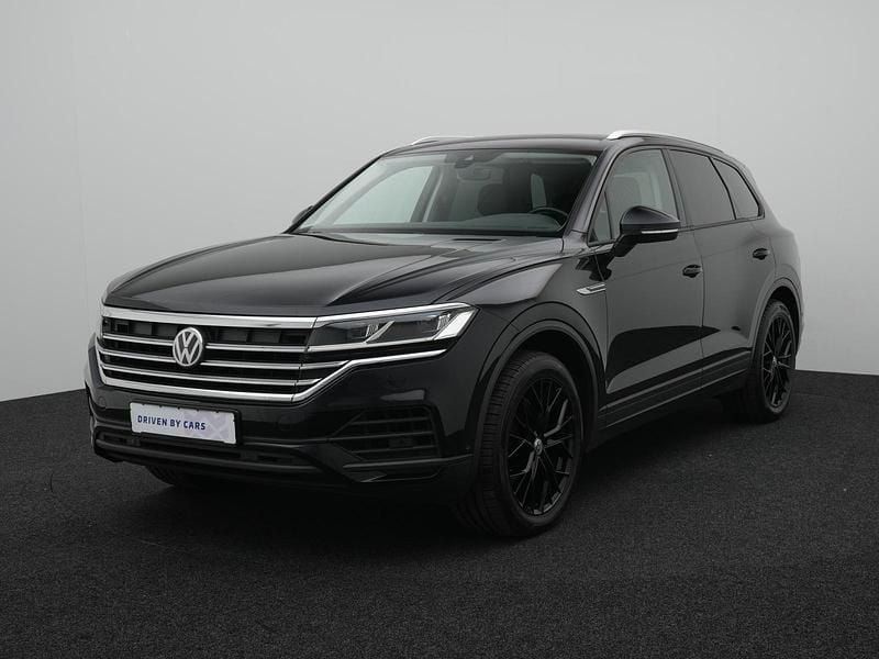 Gebraucht VW Touareg 231 PS (169 kW) 2020 Deep black perleffekt SUV