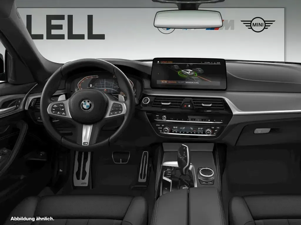 Gebraucht BMW 540 M Sport 333 PS (244 kW) 2023 Saphirschwarz Kombi