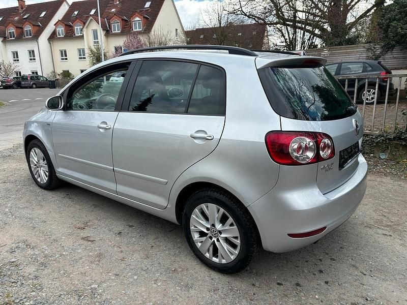 Gebraucht VW Golf VII 105 PS (77 kW) 2013 Silber Kombi