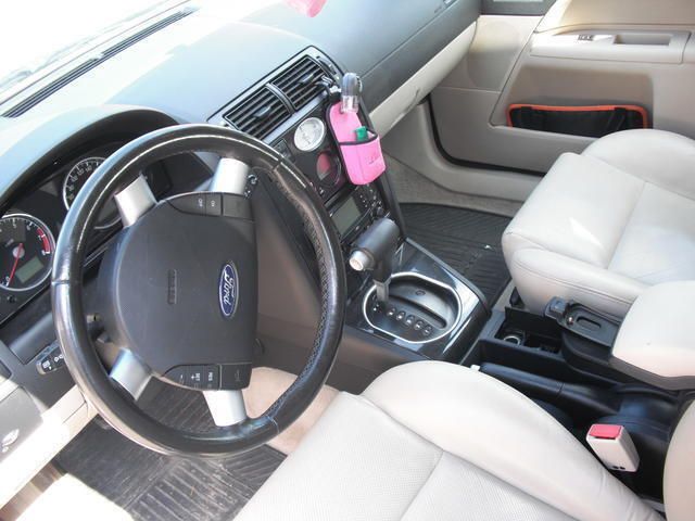 Gebraucht Ford Mondeo 146 PS (107 kW) 2002 Silber Kombi