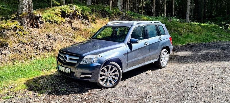 Grau Gebraucht 2010 Mercedes GLK250 SUV | 8.500 € (Fairer Preis) - Bild 1/4