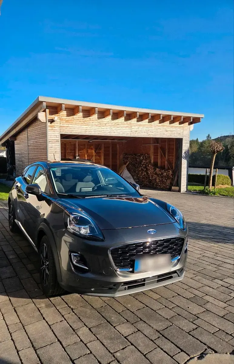 Gebraucht Ford Puma Titanium 125 PS (91 kW) 2022 Grau SUV