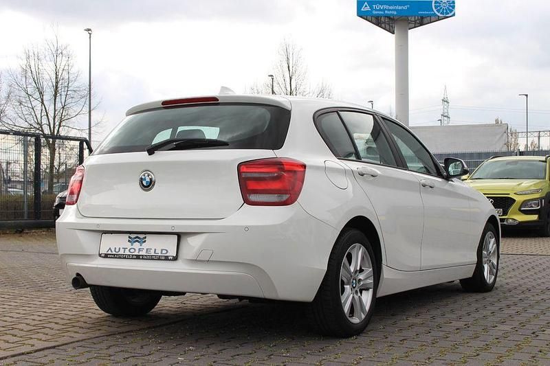 Gebraucht BMW 116 Advantage 136 PS (100 kW) 2012 Weiß Kleinwagen