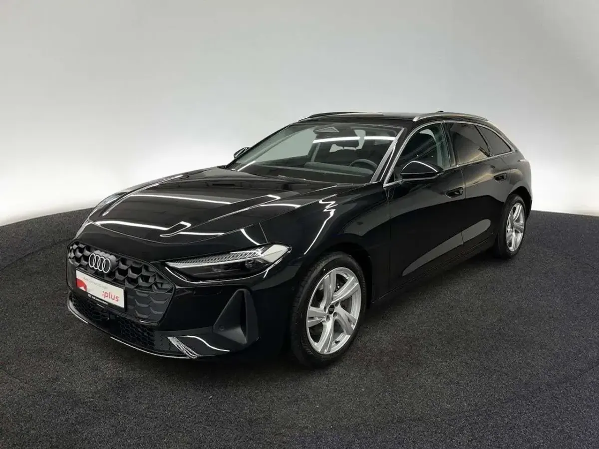 Gebraucht Audi A5 204 PS (150 kW) 2025 Mythosschwarz metallic Kombi
