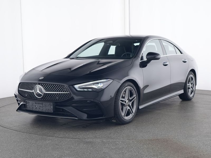 Schwarz Gebraucht 2024 Mercedes CLA200 Advanced Plus Limousine | 34.420 € (Fairer Preis) - Bild 1/4