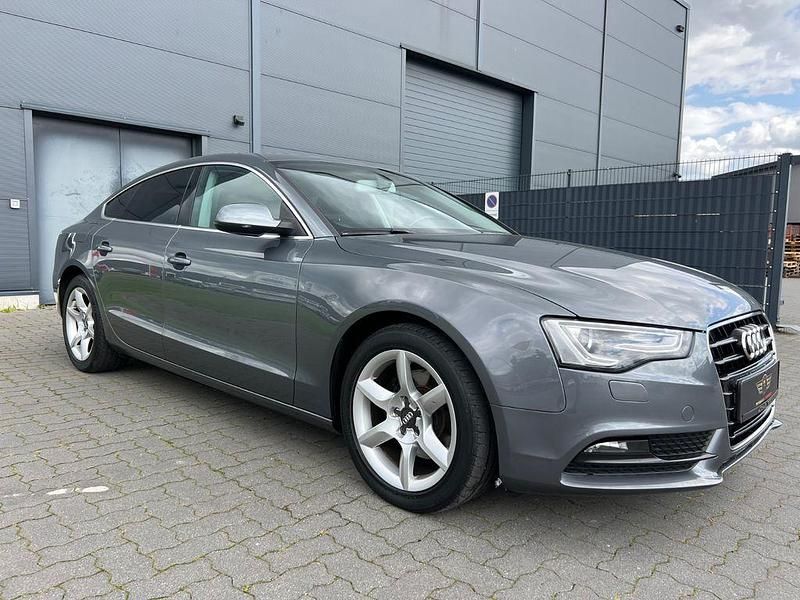 Grau Gebraucht 2012 Audi A5 Sportback Sport Limousine | 12.990 € (Guter Preis) - Bild 1/4