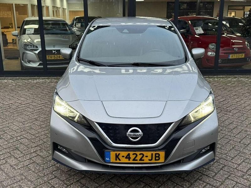 Gebraucht Nissan Leaf Tekna 160 kW (218 PS) 2020 Grau Kleinwagen