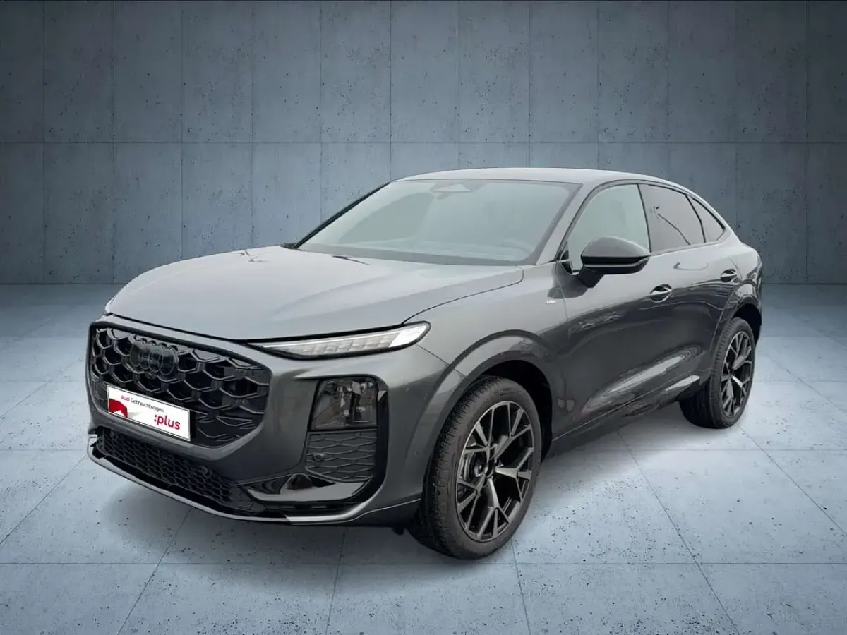 Gebraucht Audi Q3 Sportback Sport 150 PS (110 kW) 2025 Daytonagrau perleffekt SUV
