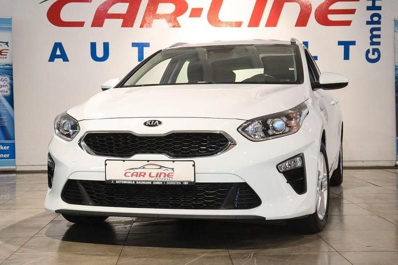 Weiß Gebraucht 2020 Kia Ceed Sportswagon Edition 7 Kombi | 11.999 € (Guter Preis) - Bild 1/4
