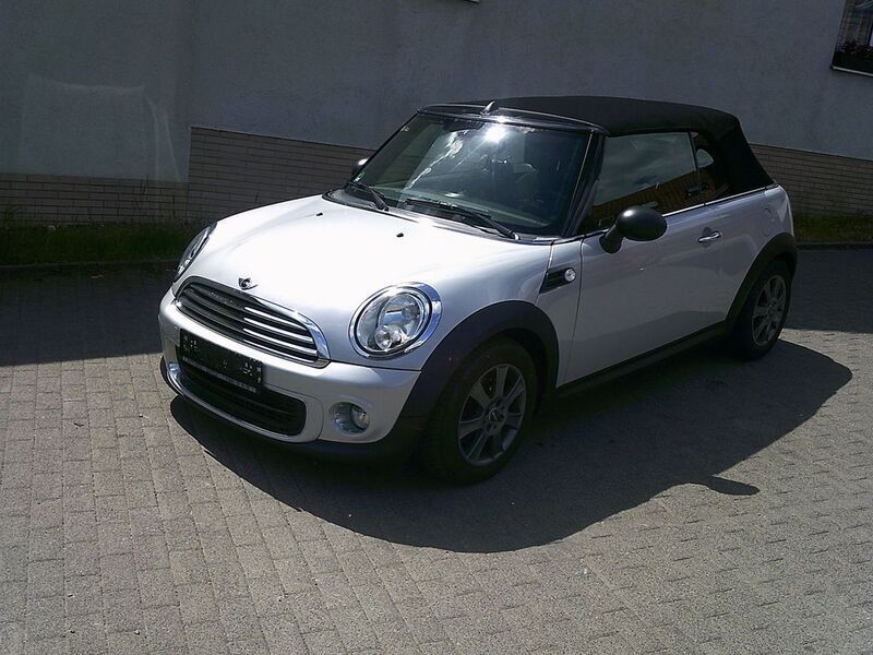 Silber Gebraucht 2013 Mini One Cabriolet Cabrio | 5.999 € (Guter Preis) - Bild 1/4