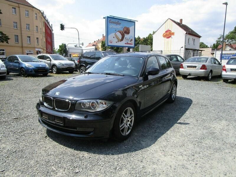 Gebraucht BMW 118 143 PS (105 kW) 2010 Schwarz Kleinwagen