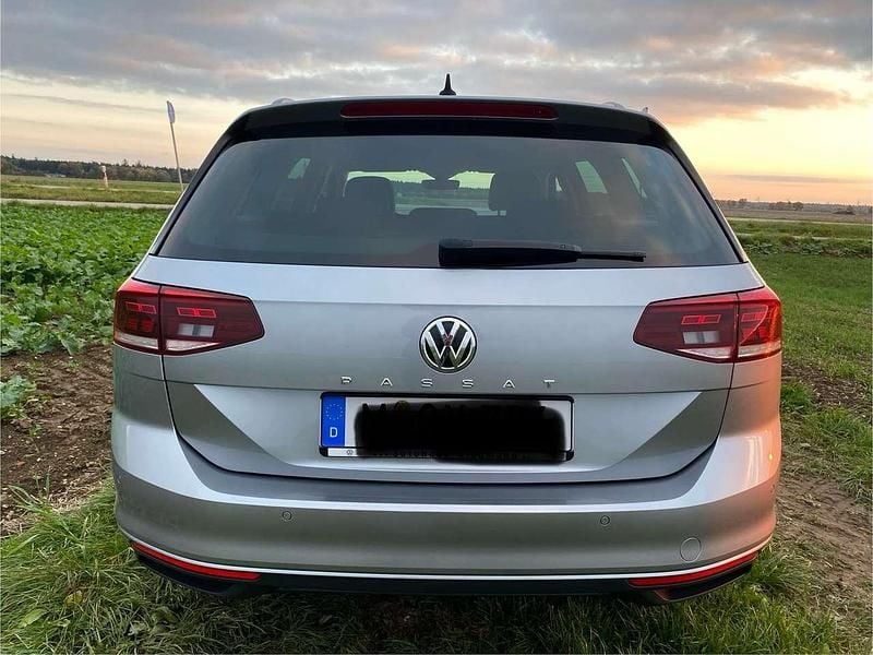 Gebraucht VW Passat Business 150 PS (110 kW) 2020 Grau Kombi