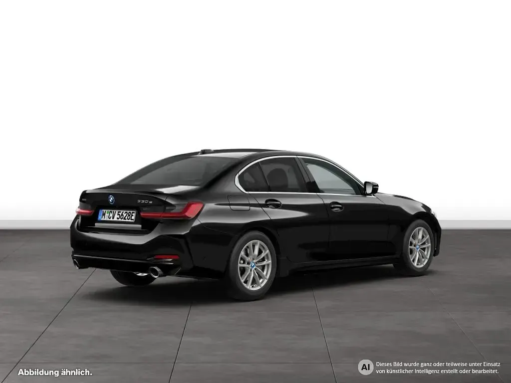 Gebraucht BMW 330e 292 PS (214 kW) 2024 Schwarz Limousine