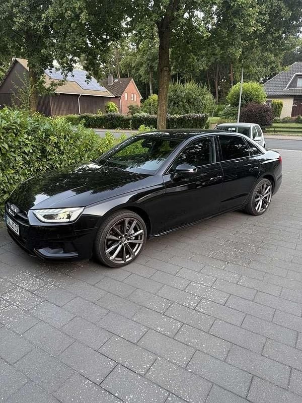 Gebraucht Audi A4 Advanced 204 PS (150 kW) 2021 Schwarz Limousine