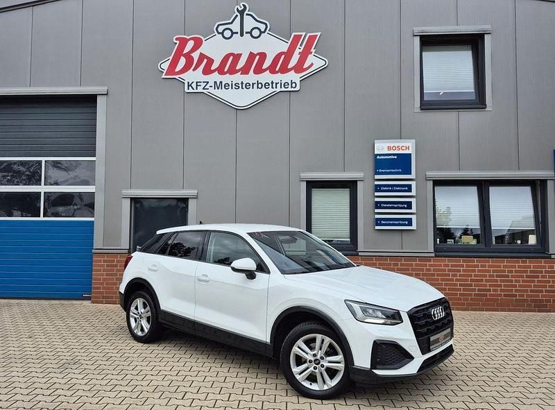 Weiß Gebraucht 2022 Audi Q2 Advanced SUV | 19.480 € (Teuer) - Bild 1/4