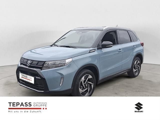 Ice grayish blue metallic / co Neu 2025 Suzuki Vitara Comfort+ SUV | 28.590 € (Etwas zu teuer) - Bild 1/4