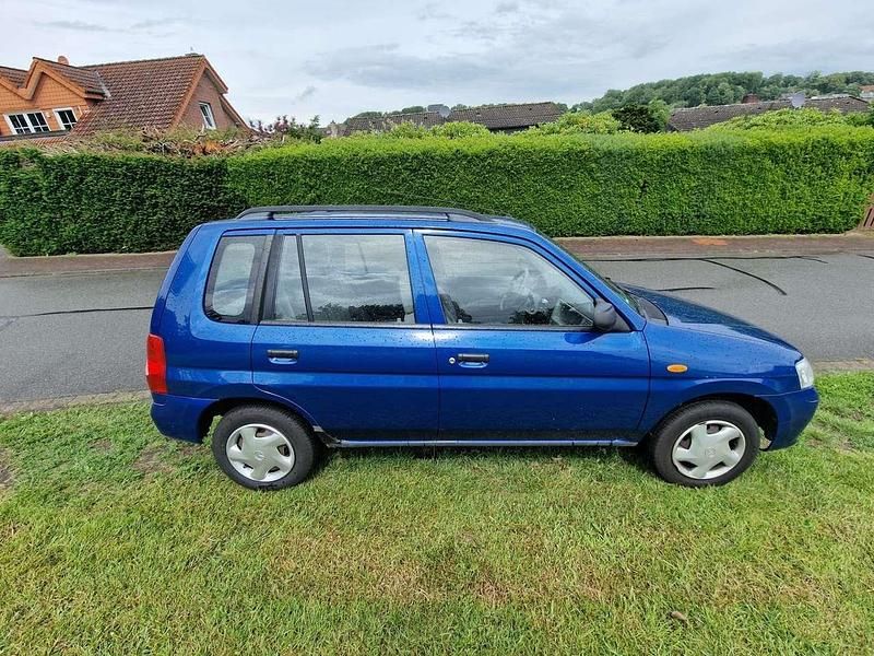 Gebraucht Mazda Demio 63 PS (46 kW) 2001 Kleinwagen