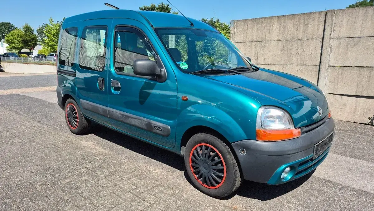 Gebraucht Renault Kangoo Authentique 75 PS (55 kW) 2002 Grün Van / Kleinbus