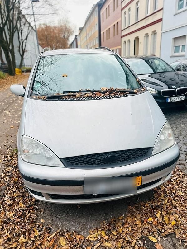 Silber Gebraucht 2002 Ford Galaxy Van / Kleinbus | 1.300 € (Fairer Preis) - Bild 1/4