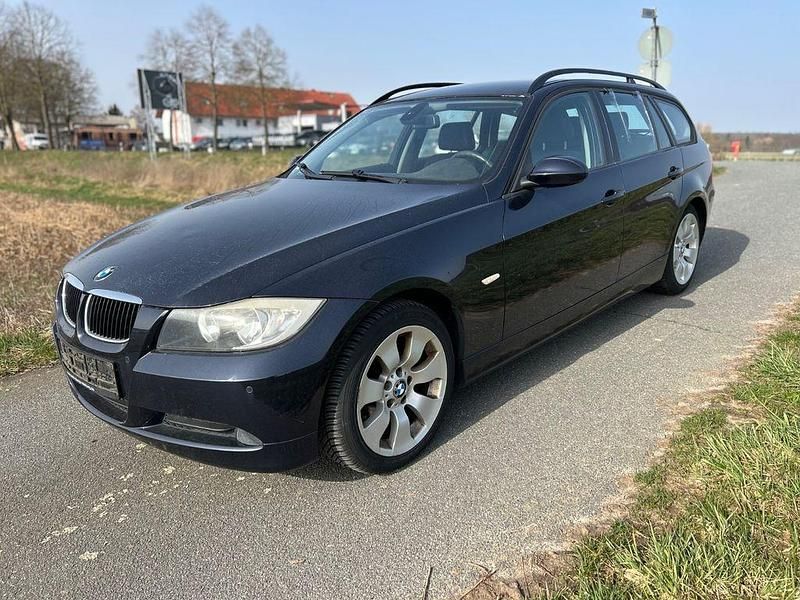 Gebraucht BMW 320 Sport Line 150 PS (110 kW) 2006 Blau Kombi
