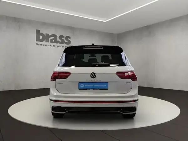 Gebraucht VW Tiguan Allspace R-line 200 PS (147 kW) 2023 Oryxweiß perlmutteffekt SUV