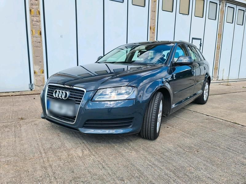Grau Gebraucht 2009 Audi A3 Kombi | 5.700 € (Fairer Preis) - Bild 1/4