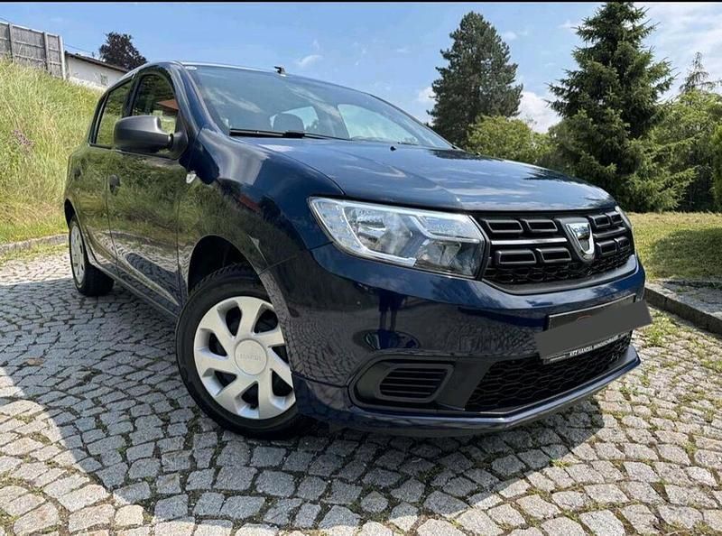 Blau Gebraucht 2018 Dacia Sandero Kleinwagen | 3.200 € (Superpreis) - Bild 1/4