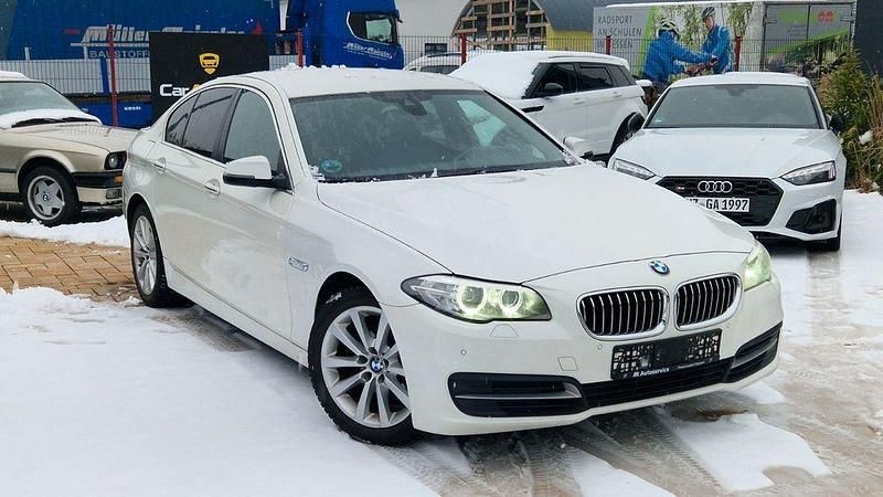 Gebraucht BMW 520 184 PS (135 kW) 2014 Weiß Limousine