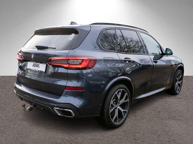 Gebraucht BMW X5 M Sport 340 PS (250 kW) 2021 Arktikgrau brillanteffekt SUV