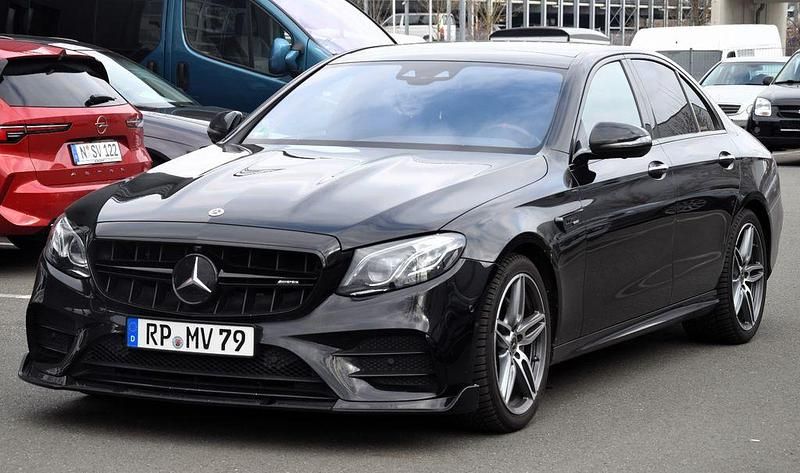 Schwarz Gebraucht 2019 Mercedes E53 AMG AMG Limousine | 46.990 € (Teuer) - Bild 1/4