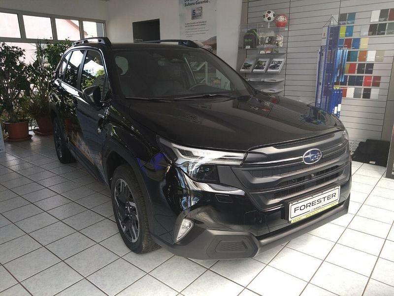 Gebraucht Subaru Forester Exclusive+ 136 PS (100 kW) 2025 Schwarz SUV