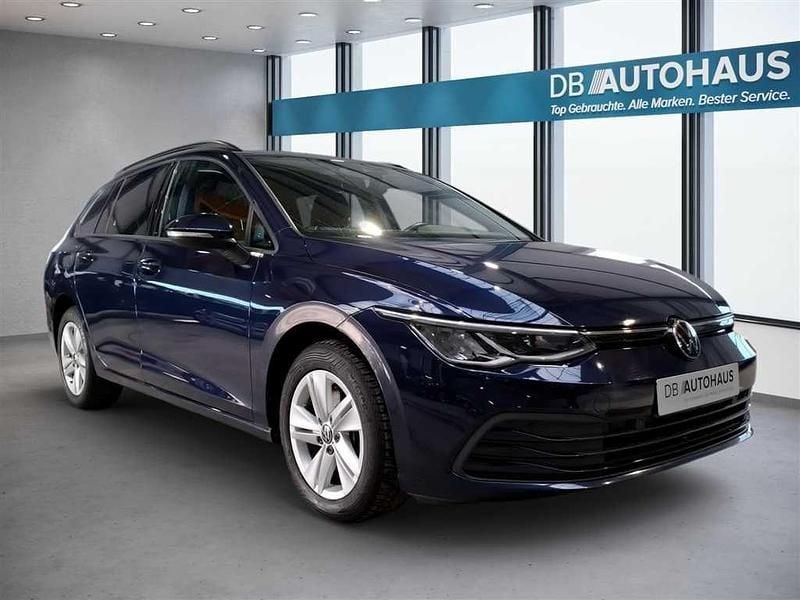 Gebraucht VW Golf VIII Life 116 PS (85 kW) 2022 Blau Kombi
