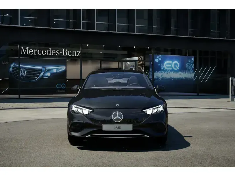 Gebraucht Mercedes EQE300 11 kW (15 PS) 2025 Schwarz Limousine