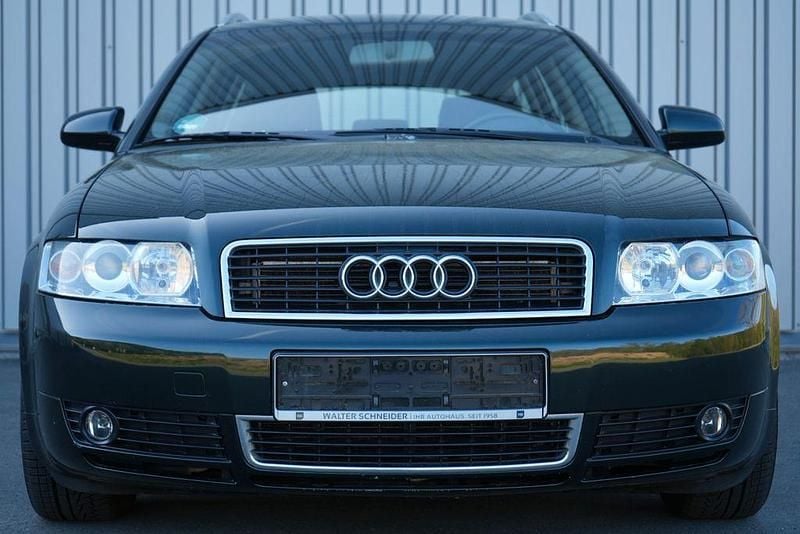 Gebraucht Audi A4 S-Line 131 PS (96 kW) 2004 Grün Limousine