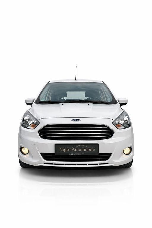 Gebraucht Ford Ka Plus Cool & Sound Edition 86 PS (63 kW) 2017 Weiß Kleinwagen