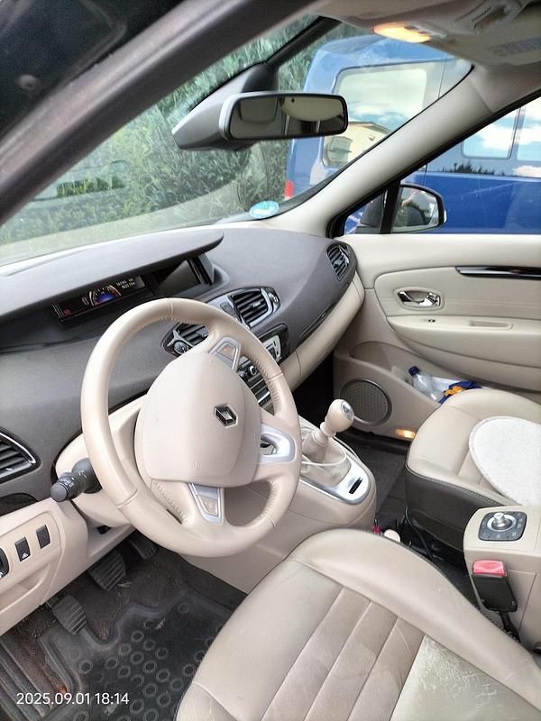 Gebraucht Renault Scénic III 130 PS (95 kW) 2012 Schwarz Van / Kleinbus