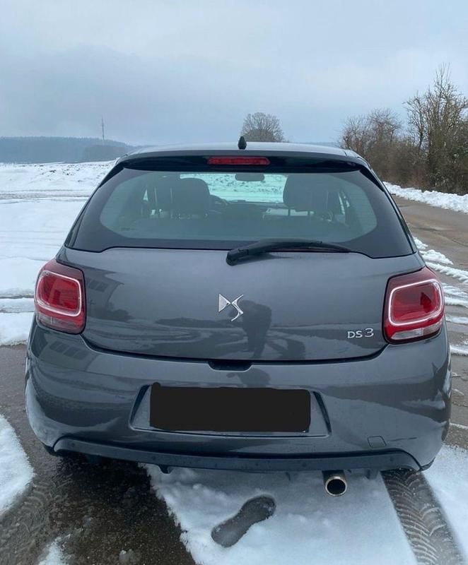 Gebraucht Citroën DS3 So Chic 110 PS (80 kW) 2018 Grau Kleinwagen
