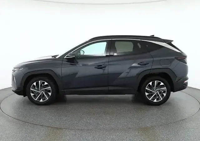 Gebraucht Hyundai Tucson Trend 150 PS (110 kW) 2021 Schwarz SUV