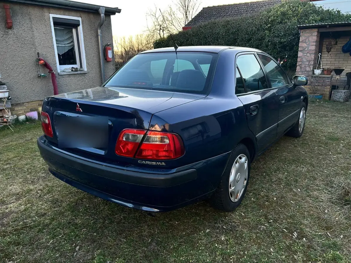 Gebraucht Mitsubishi Carisma 125 PS (91 kW) 1999 Blau Limousine